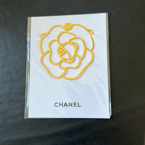 Designer Hanging Ornament - Picture 6 of 8